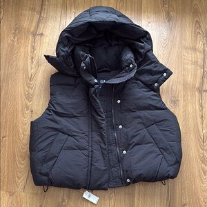 GAP Charcoal Hooded Puffer Vest